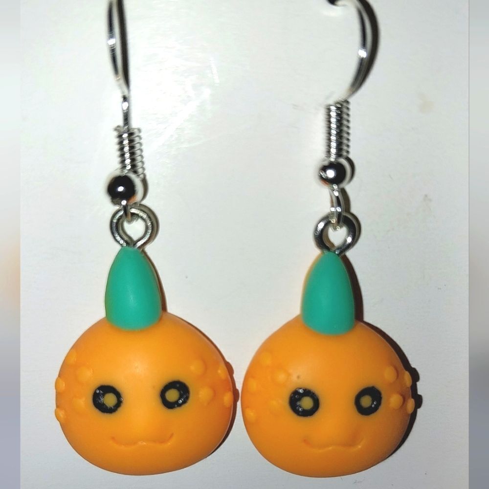 Pumpkin Head Super Cute Festive Holiday Earrings - Picture 5 of 5